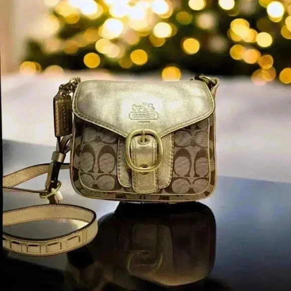 Vintage COACH BLEECKER Mini golden buckle bag - Picture 1 of 12